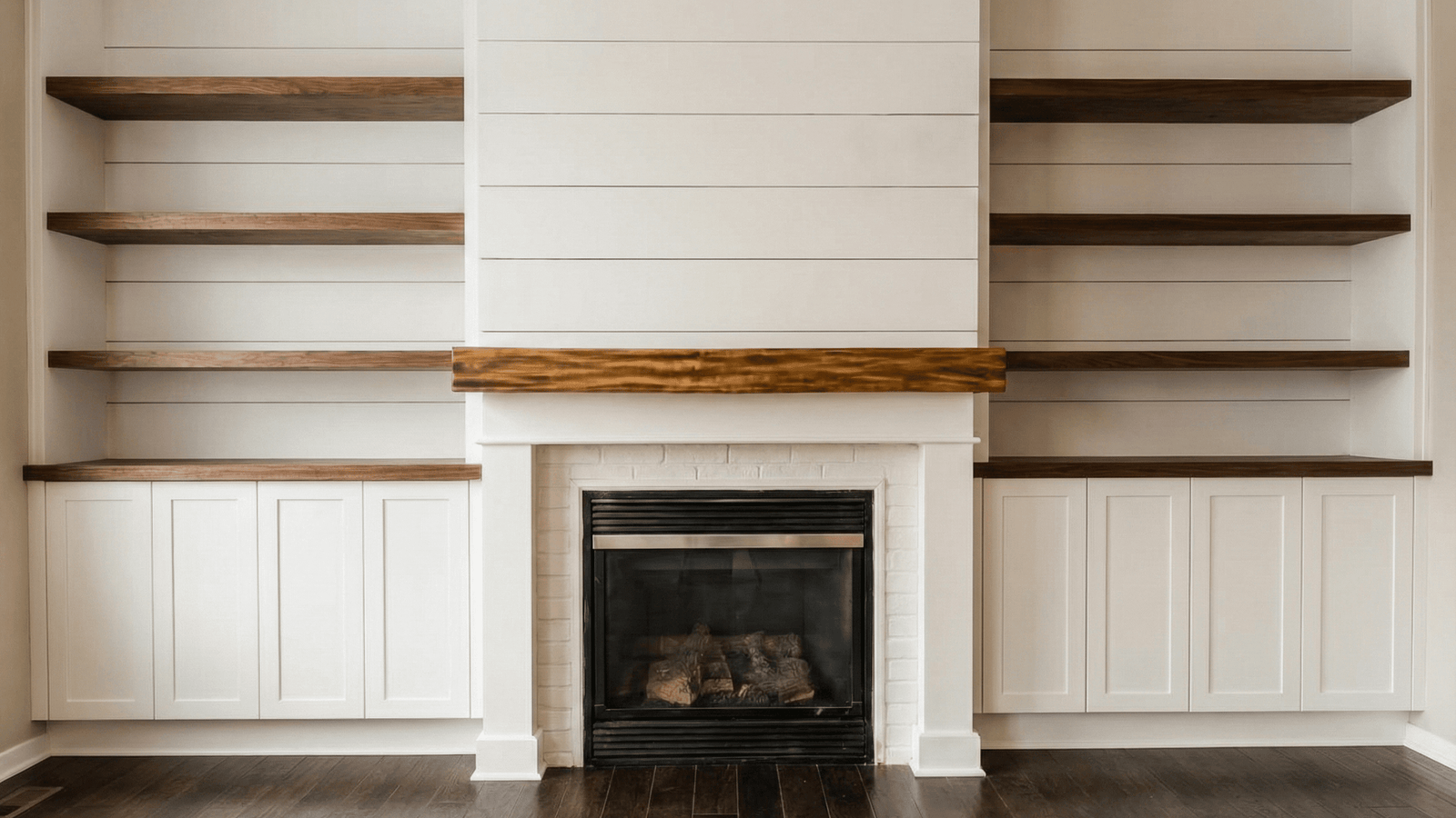 Mantles/Fireplaces