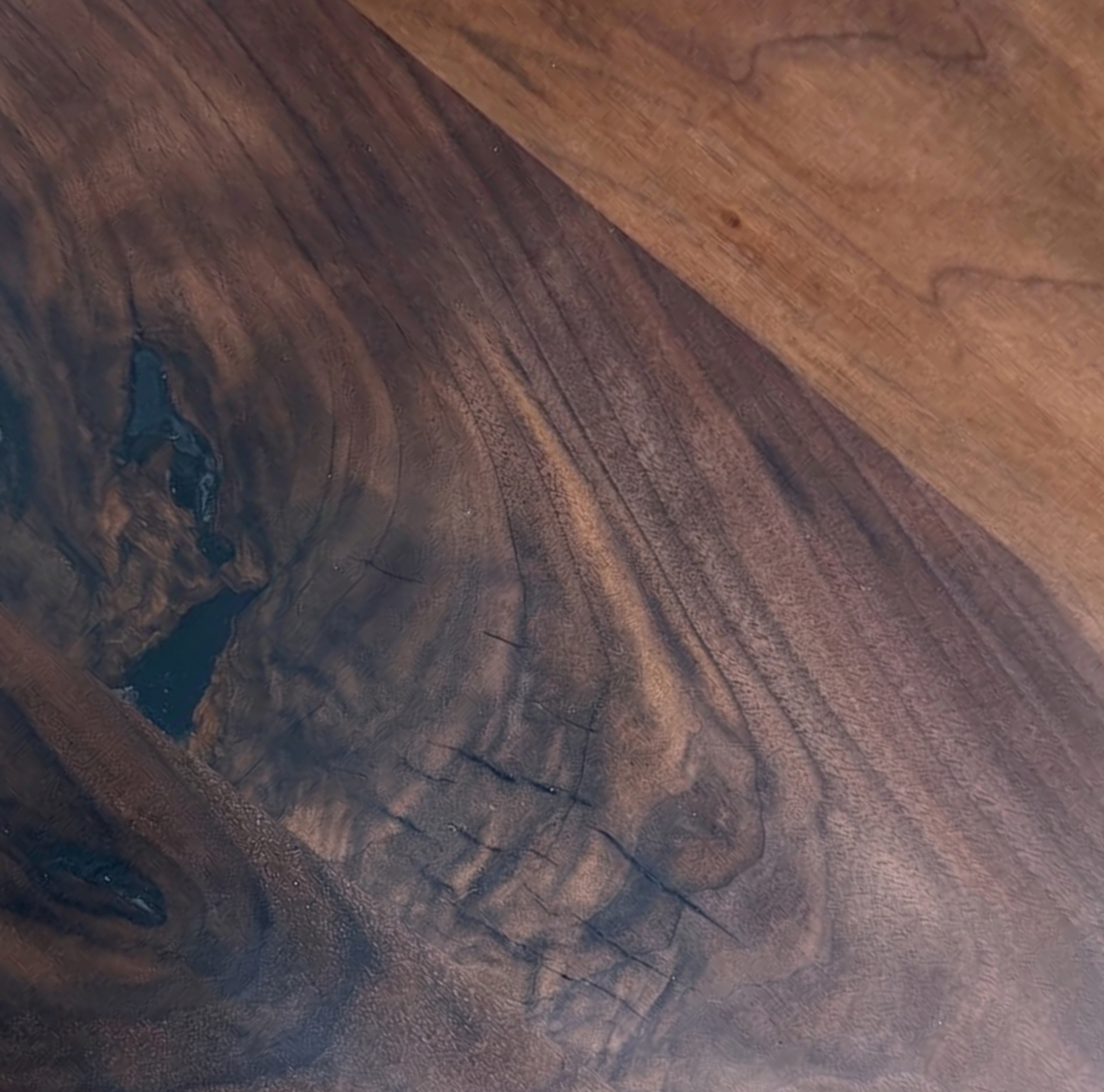 Walnut Round Board